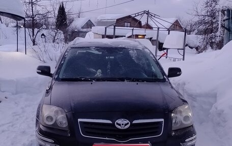 Toyota Avensis III рестайлинг, 2007 год, 750 000 рублей, 1 фотография