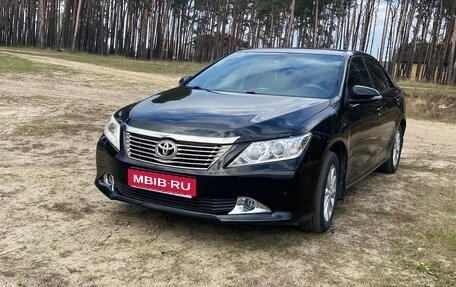 Toyota Camry, 2013 год, 1 300 000 рублей, 1 фотография