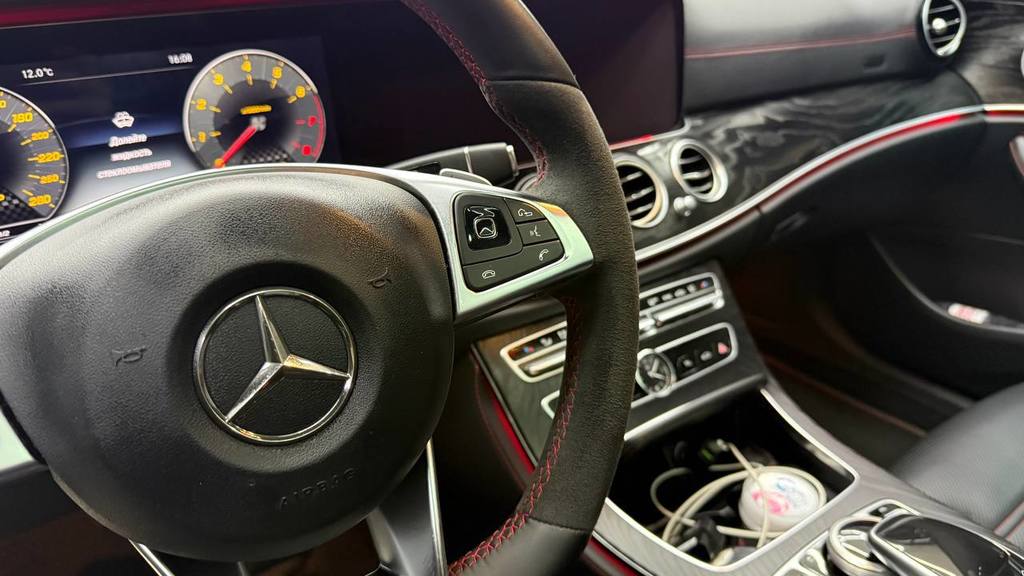 Mercedes-Benz E-Класс AMG W213, 2017 год, 4 700 000 рублей, 12 фотография