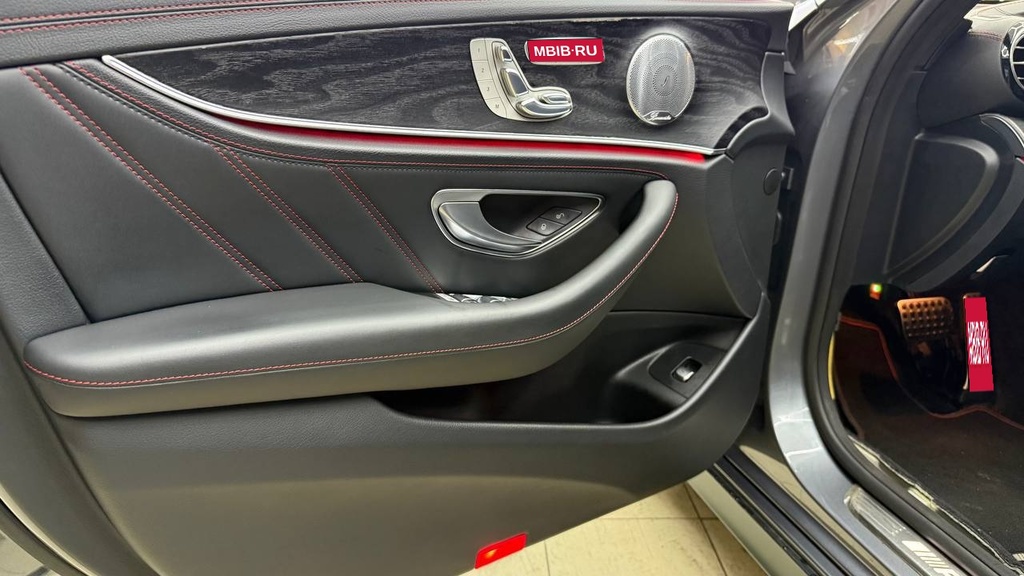 Mercedes-Benz E-Класс AMG W213, 2017 год, 4 700 000 рублей, 14 фотография