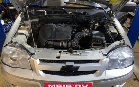 Chevrolet Niva I рестайлинг, 2014 год, 399 000 рублей, 16 фотография