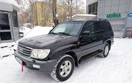 Toyota Land Cruiser 100 рестайлинг 2, 2006 год, 1 900 000 рублей, 8 фотография