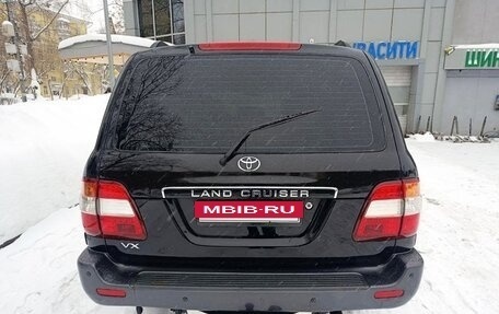 Toyota Land Cruiser 100 рестайлинг 2, 2006 год, 1 900 000 рублей, 5 фотография