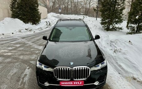 BMW X7, 2021 год, 10 900 000 рублей, 3 фотография