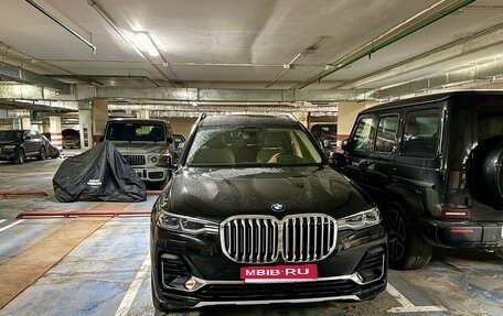 BMW X7, 2021 год, 10 900 000 рублей, 17 фотография