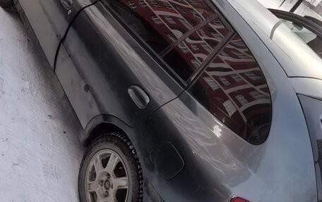 KIA Rio II, 2000 год, 240 000 рублей, 3 фотография