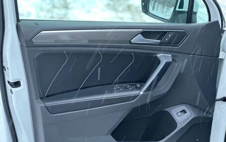 Volkswagen Tiguan II, 2018 год, 2 500 000 рублей, 7 фотография