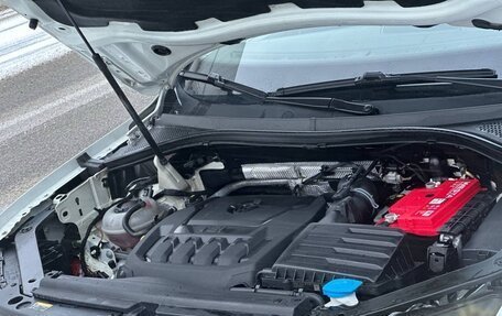 Volkswagen Tiguan II, 2018 год, 2 500 000 рублей, 5 фотография