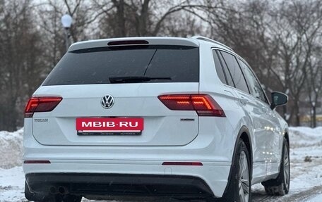 Volkswagen Tiguan II, 2018 год, 2 500 000 рублей, 10 фотография