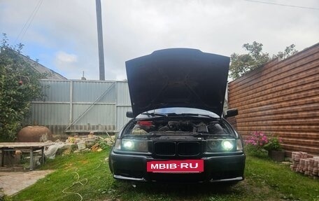 BMW 3 серия, 1993 год, 210 000 рублей, 13 фотография