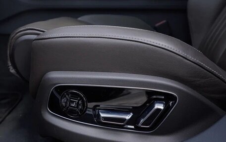 Audi A8, 2018 год, 5 200 000 рублей, 14 фотография