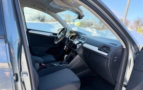 Volkswagen Tiguan II, 2021 год, 2 320 000 рублей, 15 фотография