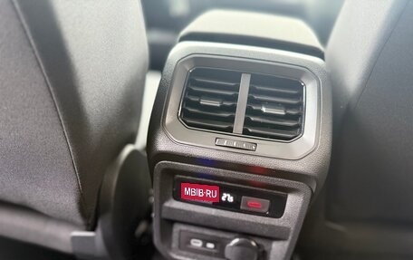 Volkswagen Tiguan II, 2021 год, 2 320 000 рублей, 22 фотография