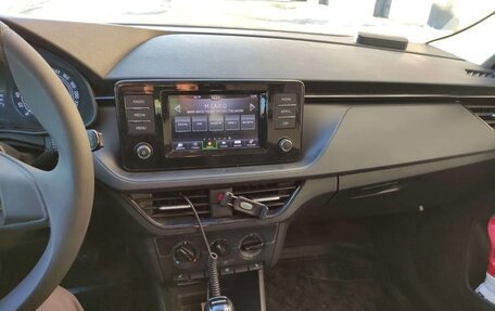 Skoda Rapid II, 2021 год, 1 700 000 рублей, 6 фотография