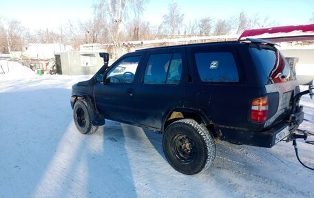 Nissan Pathfinder, 1999 год, 525 000 рублей, 2 фотография