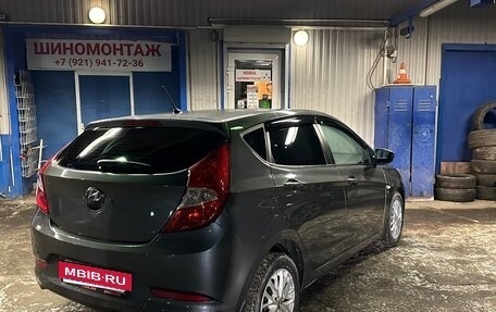 Hyundai Solaris II рестайлинг, 2014 год, 900 000 рублей, 7 фотография