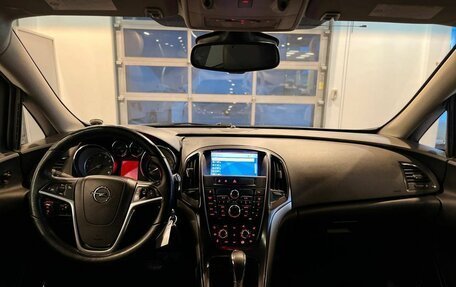 Opel Astra J, 2011 год, 759 000 рублей, 9 фотография