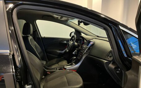 Opel Astra J, 2011 год, 759 000 рублей, 27 фотография