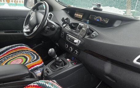 Renault Scenic III, 2012 год, 1 270 000 рублей, 8 фотография