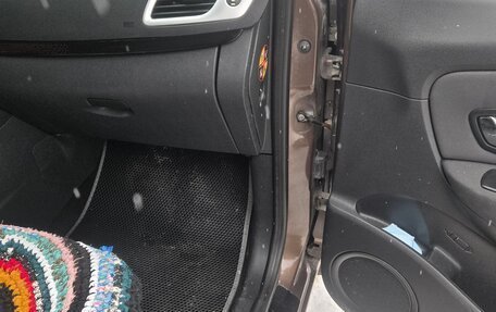 Renault Scenic III, 2012 год, 1 270 000 рублей, 13 фотография