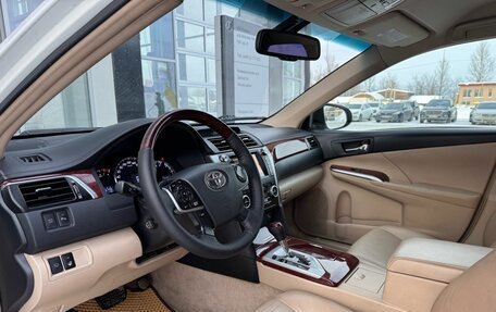 Toyota Camry, 2012 год, 1 450 000 рублей, 8 фотография