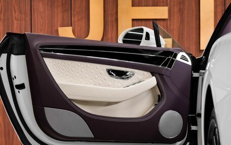 Bentley Continental GT III, 2019 год, 17 900 000 рублей, 14 фотография