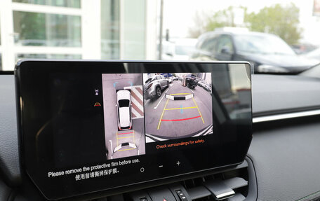 Toyota RAV4, 2025 год, 4 600 000 рублей, 22 фотография