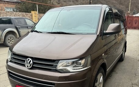 Volkswagen Multivan T5, 2012 год, 2 200 000 рублей, 5 фотография