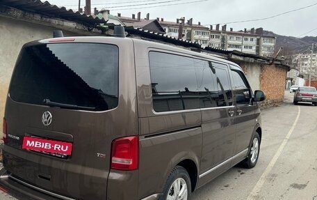 Volkswagen Multivan T5, 2012 год, 2 200 000 рублей, 3 фотография