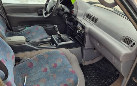 Nissan Serena I, 1999 год, 355 000 рублей, 7 фотография