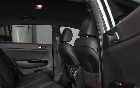 KIA Sportage IV рестайлинг, 2018 год, 2 294 000 рублей, 8 фотография