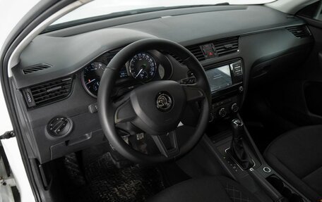 Skoda Octavia, 2018 год, 1 348 000 рублей, 5 фотография