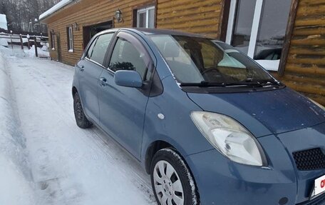 Toyota Yaris III рестайлинг, 2007 год, 600 000 рублей, 5 фотография