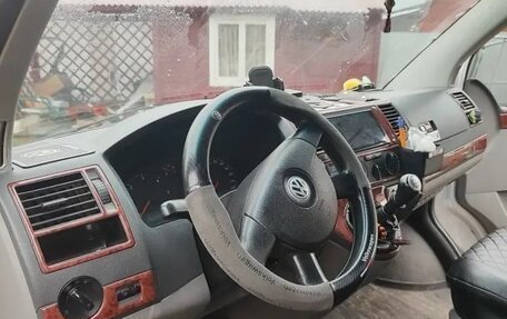 Volkswagen Transporter T5 рестайлинг, 2006 год, 1 150 000 рублей, 6 фотография