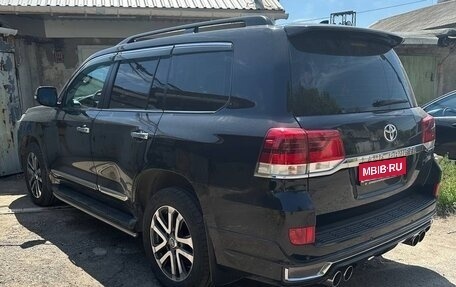 Toyota Land Cruiser 200, 2015 год, 5 700 000 рублей, 1 фотография