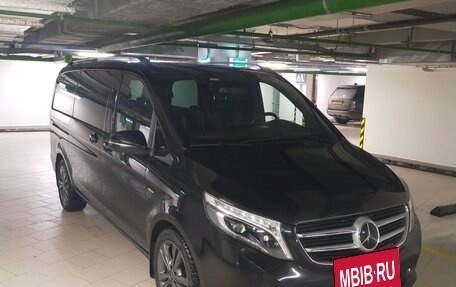 Mercedes-Benz V-Класс, 2016 год, 5 000 000 рублей, 1 фотография