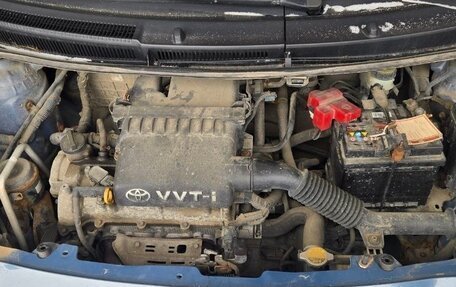 Toyota Yaris III рестайлинг, 2007 год, 600 000 рублей, 11 фотография