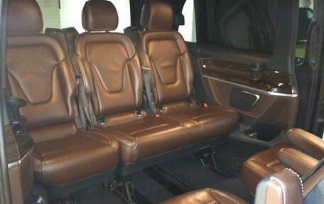 Mercedes-Benz V-Класс, 2016 год, 5 000 000 рублей, 9 фотография