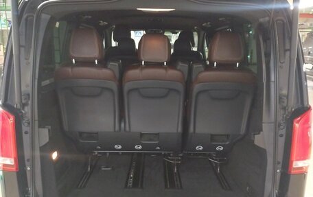 Mercedes-Benz V-Класс, 2016 год, 5 000 000 рублей, 8 фотография