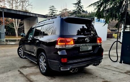 Toyota Land Cruiser 200, 2015 год, 5 700 000 рублей, 4 фотография