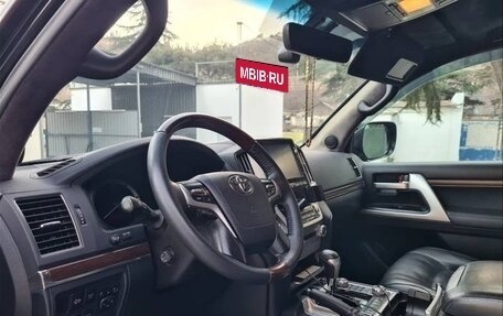 Toyota Land Cruiser 200, 2015 год, 5 700 000 рублей, 3 фотография