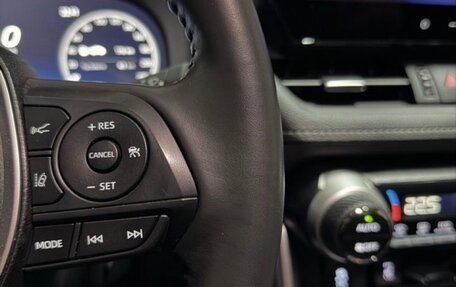 Toyota RAV4, 2024 год, 4 300 000 рублей, 13 фотография