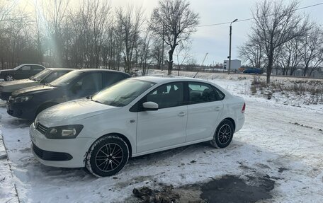 Volkswagen Polo VI (EU Market), 2015 год, 800 000 рублей, 1 фотография