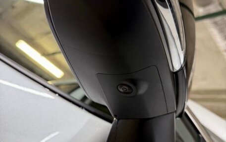 Toyota RAV4, 2024 год, 4 300 000 рублей, 17 фотография