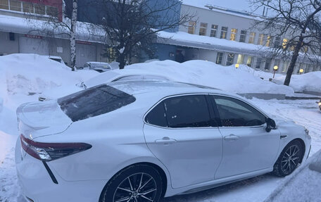 Toyota Camry, 2022 год, 3 700 000 рублей, 3 фотография