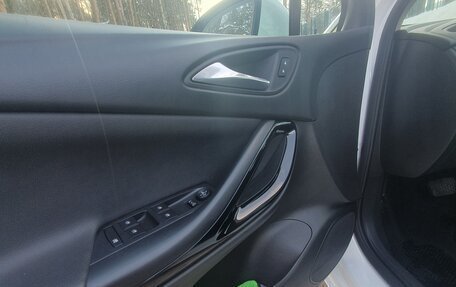 Opel Astra K, 2019 год, 1 630 000 рублей, 10 фотография