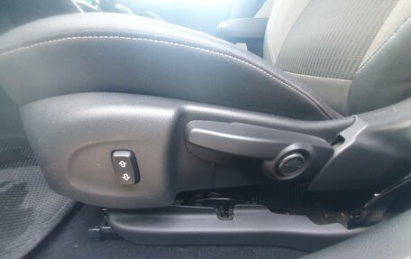 Opel Astra K, 2019 год, 1 630 000 рублей, 13 фотография