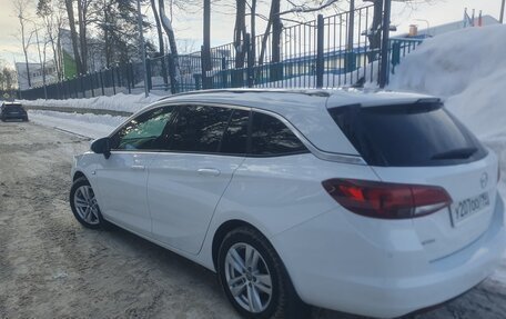 Opel Astra K, 2019 год, 1 630 000 рублей, 7 фотография