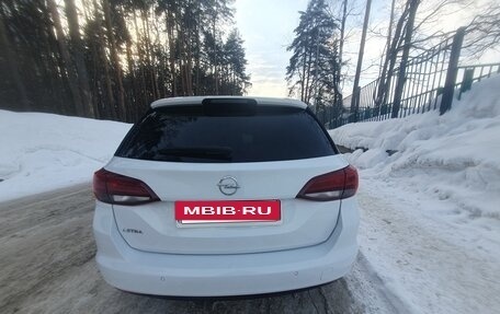 Opel Astra K, 2019 год, 1 630 000 рублей, 6 фотография