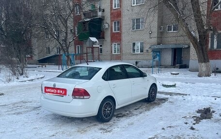 Volkswagen Polo VI (EU Market), 2015 год, 800 000 рублей, 5 фотография